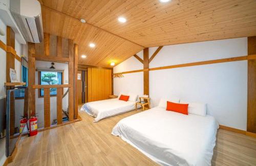 West Central District Ski Chalet | Experience Suehirodori: Kid-Friendly Japanese Home Escape