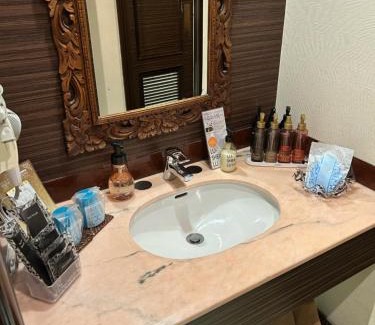 Honjo Hotel | Relax at 本庄バニラリゾート with Hot Tub & Breakfast