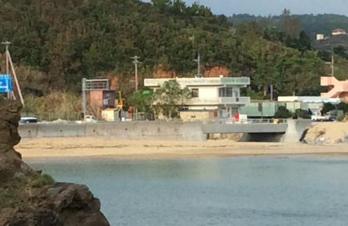 Higashi House | Seaside Escape at 東のオズ with Oceanfront Amenities