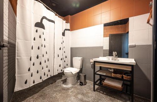 Jiaoxi Hotel | Family-Friendly Stay at 東旅驛棧 with Great Reviews