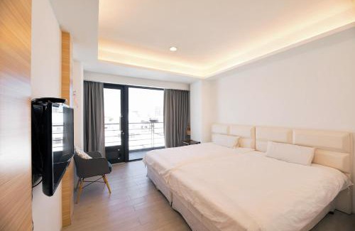 Taitung City Centre Hotel | Discover Cypress Inn: Family-Friendly Stay with Breakfast