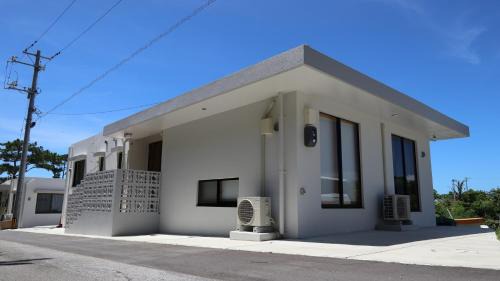 Ginoza Villa | Oceanfront Retreat at 松田 Terrace A with Private Beach Access
