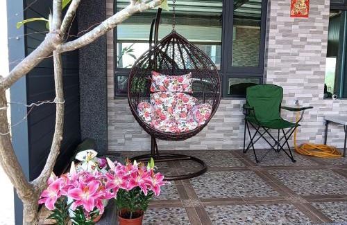 Fangliao House | Family-Friendly Stay at 枋寮鳥窩窩 with Kitchen Access