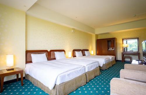 Dongshan District Resort | Inviting Liuying Jianshanpi Resort: Rated 8/10 & Family-Friendly
