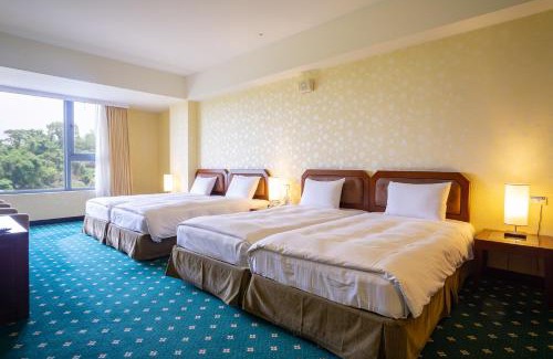 Dongshan District Resort | Inviting Liuying Jianshanpi Resort: Rated 8/10 & Family-Friendly