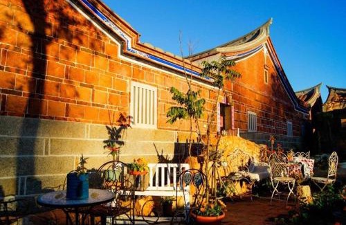 Zhu Shan Village House | Discover The Principal Home: Family-Friendly Retreat