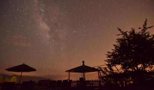 Fuxing District Ski Chalet | Child-Friendly Getaway at La La Mountain Taohuayuan Farm