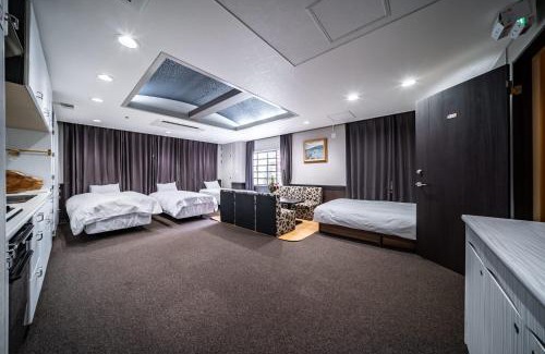 Dotonbori Apartment | Explore Historical Charm at 梟の宿, Steps from Dotonbori