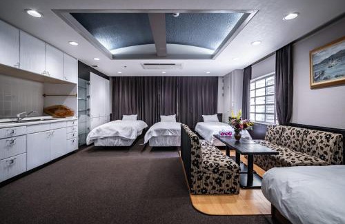 Dotonbori Apartment | Explore Historical Charm at 梟の宿, Steps from Dotonbori