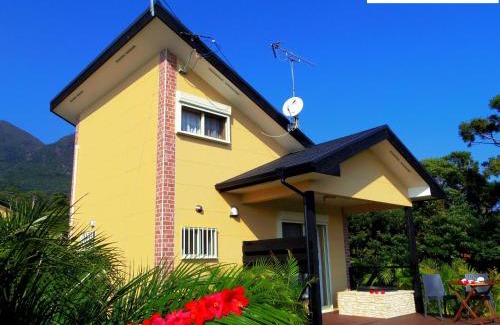 Yakushima Cabin | Inviting Yakushima Cottage Morino Fairy with Breakfast Delight