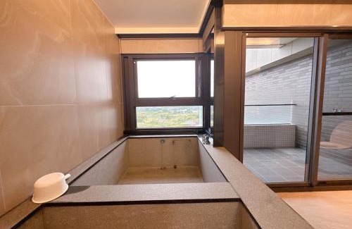 Toucheng Apartment | Relax at 楓葉閣溫泉會館: Guest Rated 9.2/10
