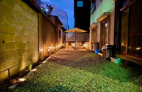 Nakamura House | 楽旅人