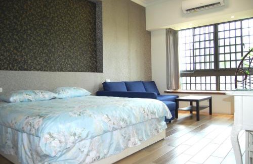 Dongshan House | Relax at Leshanshui Leisure Farm Homestay with Breakfast