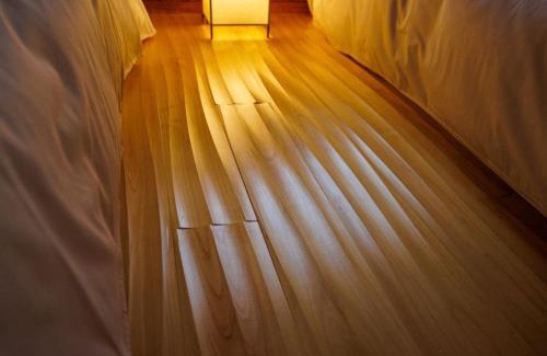 Hagi House | Tree Haven: Family-Friendly Retreat in Nature's Embrace