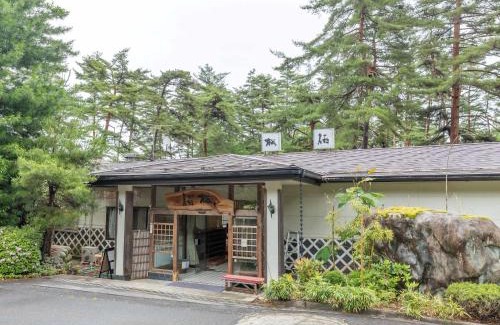Azumino Hotel | Relax at 檜湯の宿 松伯 - Spa, Breakfast & Family Friendly