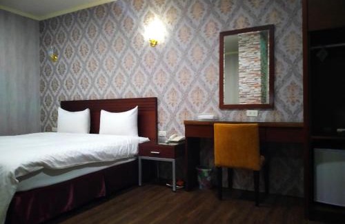Toufen Hotel | Discover the Comfort of 欣悅商務旅店 for Your Stay
