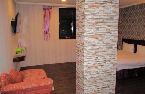 Toufen Hotel | Discover the Comfort of 欣悅商務旅店 for Your Stay