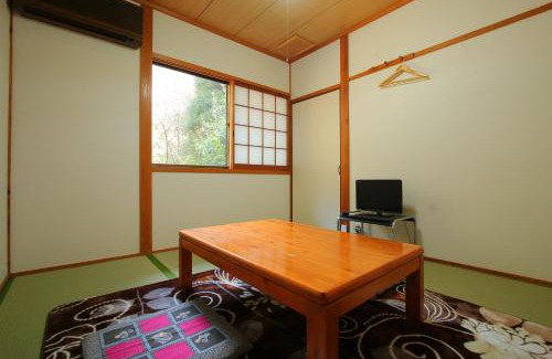 Hita Hotel | Experience Comfort at 民宿ひろしげ in a Cozy Setting