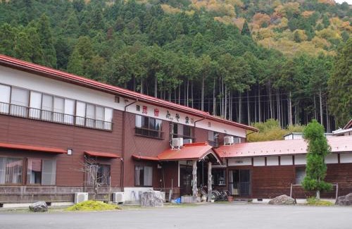 Nantan Hotel | Cozy Stay at 民宿みやま - Perfect for Families!
