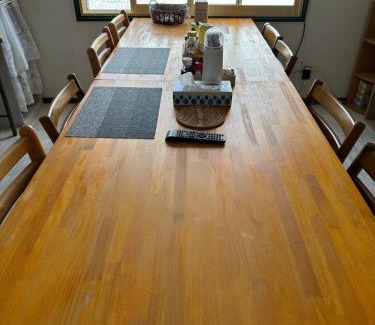 Iwanai House | Cozy 民宿 渡辺: Family-Friendly Stay with Breakfast Included