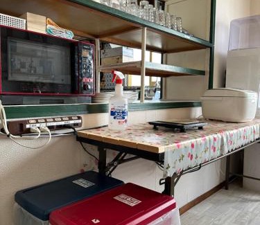 Iwanai House | Cozy 民宿 渡辺: Family-Friendly Stay with Breakfast Included