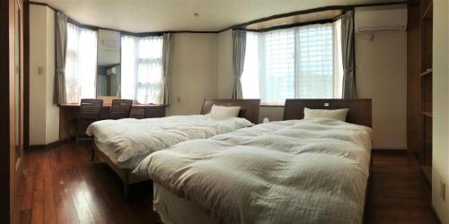 Haebaru Apartment | Exceptional 民泊ありんくりん with Child-Friendly Amenities