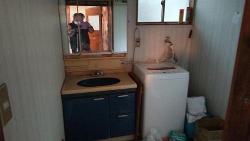 Satte Apartment | Cozy 民泊M103: Family-Friendly with Kitchen & Hot Tub