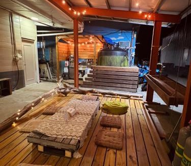 Lyudao House | Relax at Water Blue: Oceanfront Retreat with Pet-Friendly Perks