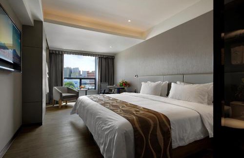 Bao'an Hotel | Exceptional Stay at Hangyong Ree Hotel near Shenzhen Airport