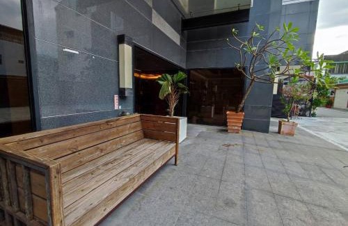 Hualien City Centre Hotel | Comfortable F Hotel Jian: Family-Friendly with Breakfast