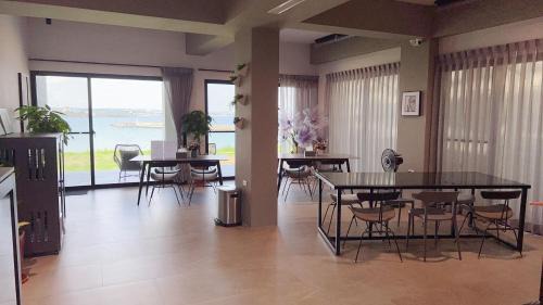 Magong House | Unforgettable Stay at Unnamed B&B with Pool & Breakfast