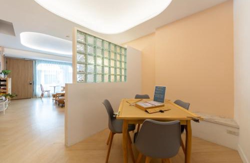 Tainan City Centre Villa | Experience Family-Friendly Comfort at 沿森漫島Sleep Inn
