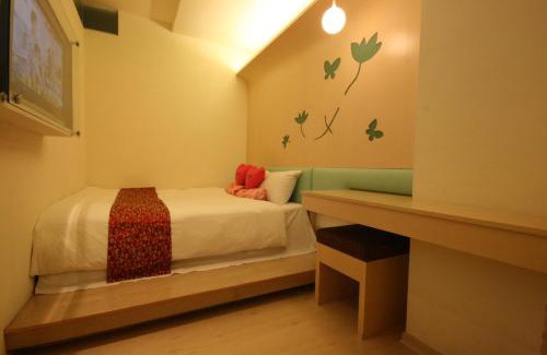Yuchi House | Family-Friendly Retreat at 泉福潭暉民宿 - Book Your Stay Today!
