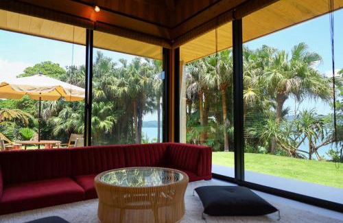 Tatsugo Villa | Artful Retreat at Ryukyu Villa with Oceanfront Pool