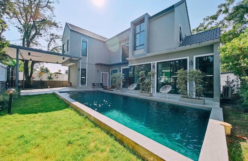 Chiang Mai Villa | Private Pool Villa for Memorable Gatherings