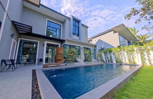 Chiang Mai Villa | Private Pool Villa for Memorable Gatherings
