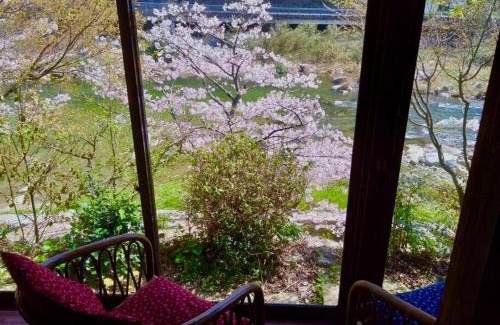 Saga House | Private Sauna Retreat at 洋々庵: Perfect for Families & Pets