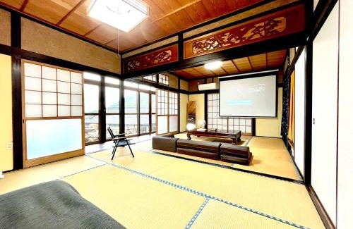 Etajimacho Akizuki Apartment | Relax by the Sea: A Family and Pet-Friendly Retreat