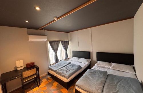 Kakisaki House | Discover Free Dolphin Experiences at 海豚自由 Hotel