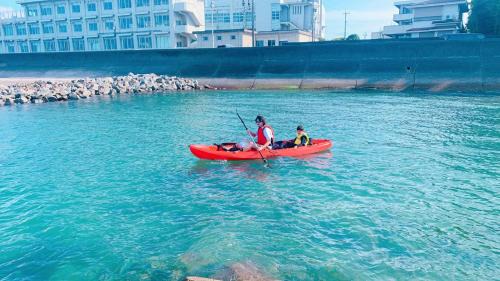 Futami House | Cozy Oceanfront Guesthouse - Perfect for Families!