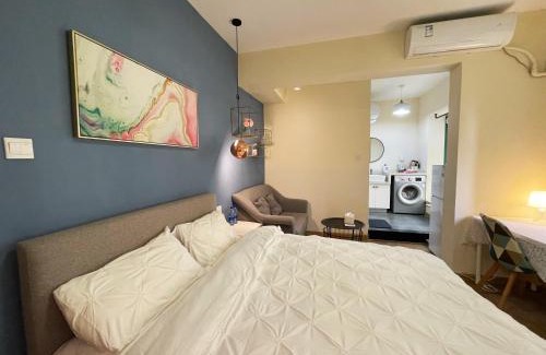 Central Business District Apartment | Family-Friendly Stay at 深圳LaCave公寓 with Great Reviews