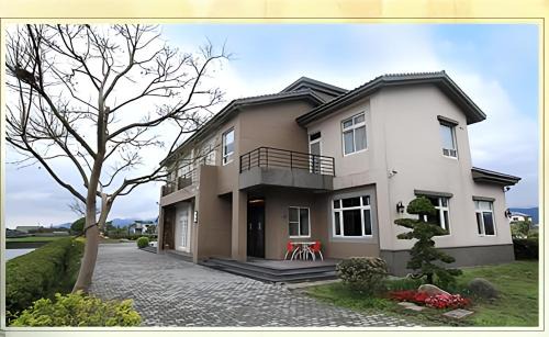 Yuanshan House | Discover Family-Friendly 深溝仔庭園民宿 with 8.7/10 Rating