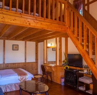 Ren'ai House | Discover 清境豐田桂林山莊民宿: Family-Friendly Retreat
