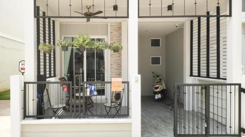 Nong Pa Khrang Villa | Inviting Villa in Chiang Mai with Pet-Friendly Amenities