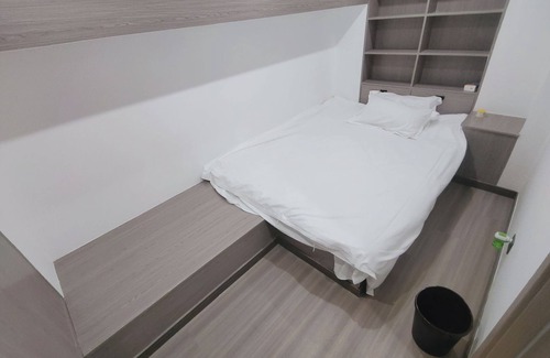 Longwan Apartment | Experience Wenzhou's International High-Rise Two-Bedroom Suite