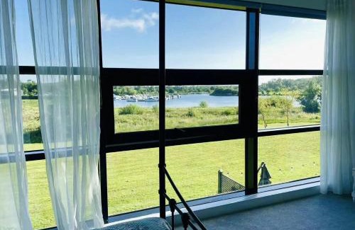 Belturbet House | Lakeview Vacation Home: Family-Friendly Retreat by the Water