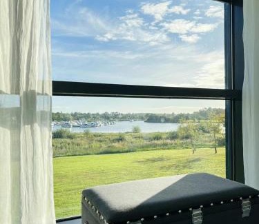 Belturbet House | Lakeview Vacation Home: Family-Friendly Retreat by the Water