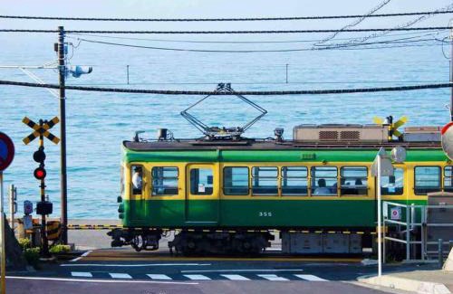 Fujisawa Apartment | Seaside Retreat: Top-Rated Stay Near Enoshima Beach