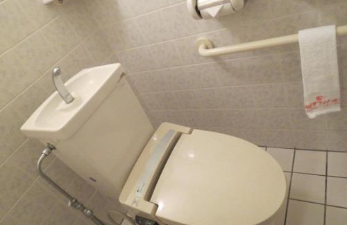 Aba Onsen Hotel | Discover Yunogo Grand Hotel: Family-Friendly, Hot Tub & More