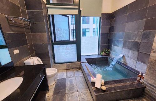 Jiaoxi House | Relax at 泡泡溫泉民宿: Pet-Friendly Retreat Awaits